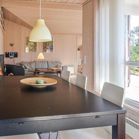4 Bedroom Pet Friendly Home In 피에리트슬레브 외부 사진