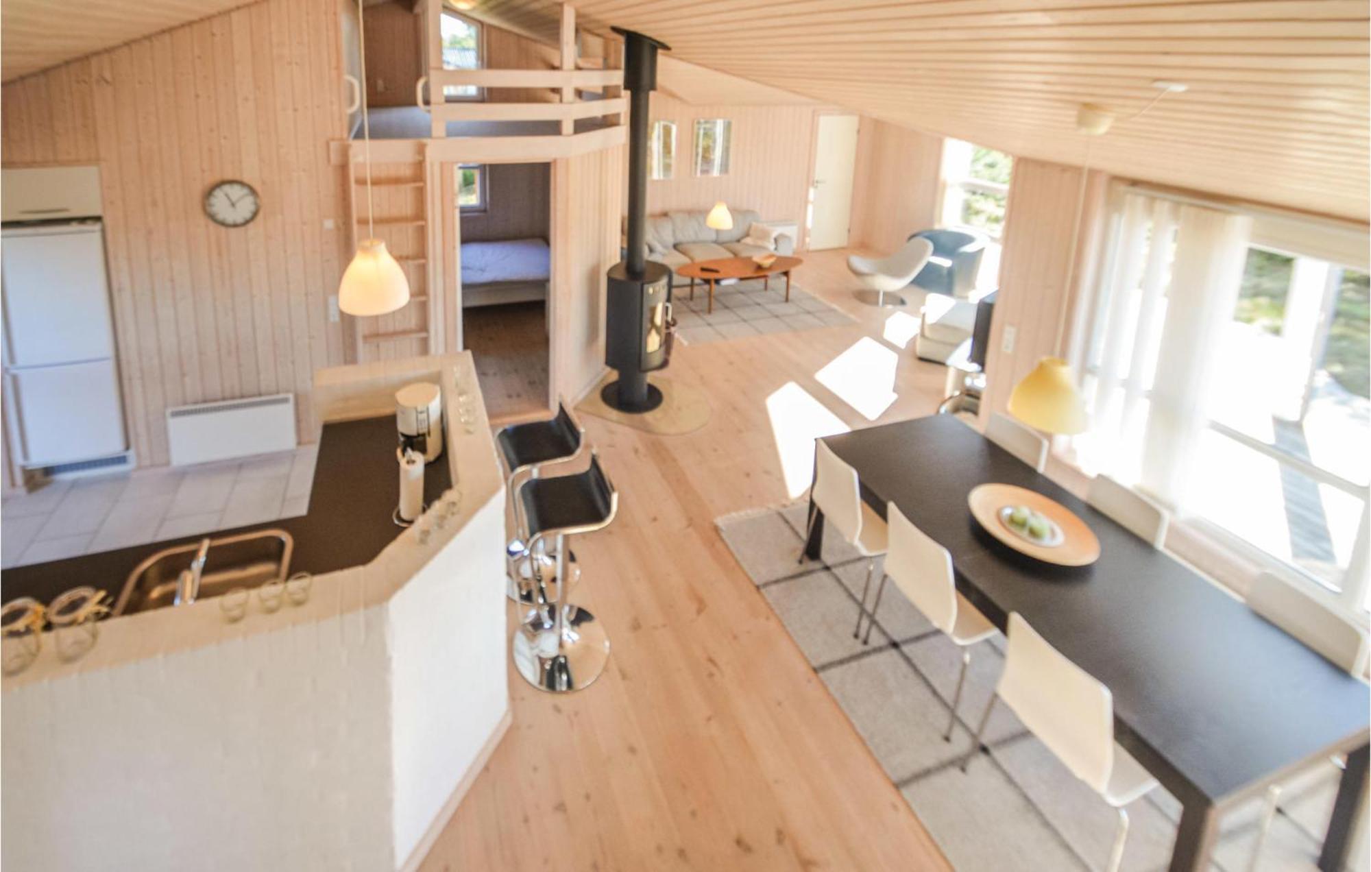 4 Bedroom Pet Friendly Home In 피에리트슬레브 외부 사진